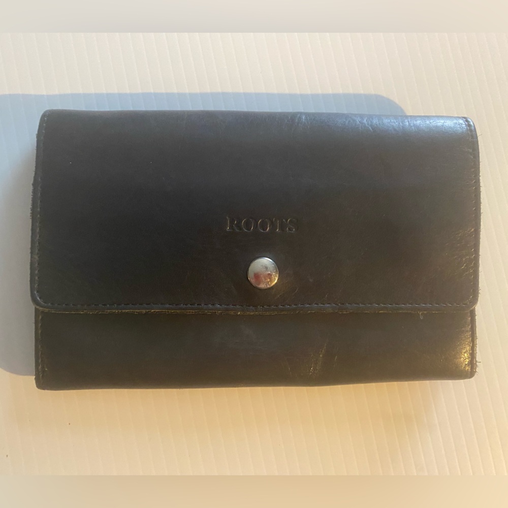 Roots Dark Leather Wallet with Silver Hardware
